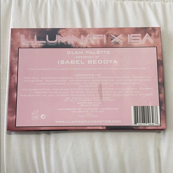Brand new Illuminati x isa shadow palette - Picture 3 of 3